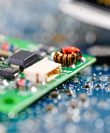 Elektroniset komponentit